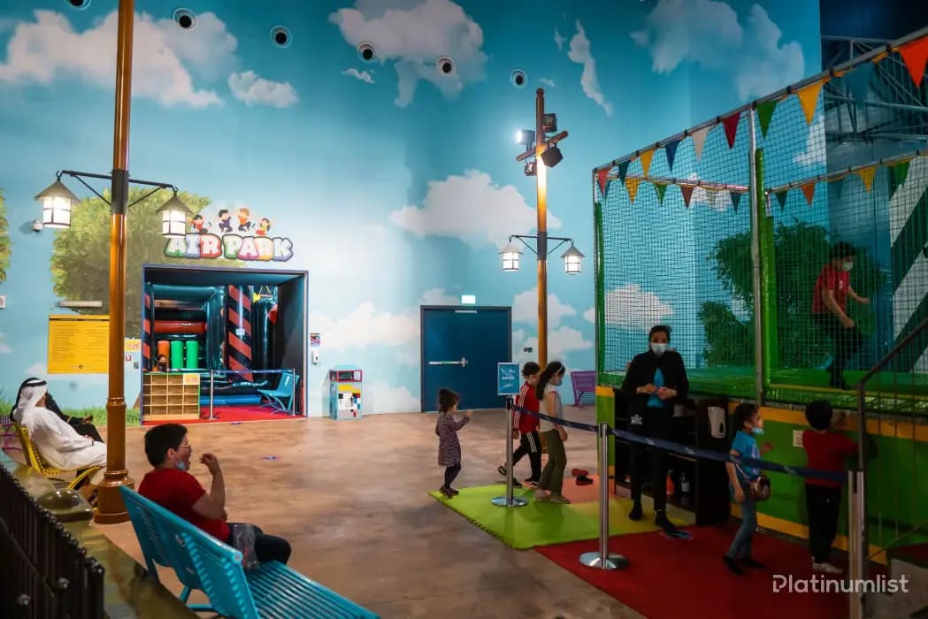 IMG Park + Dubai Aquarium – Combo - Image 2
